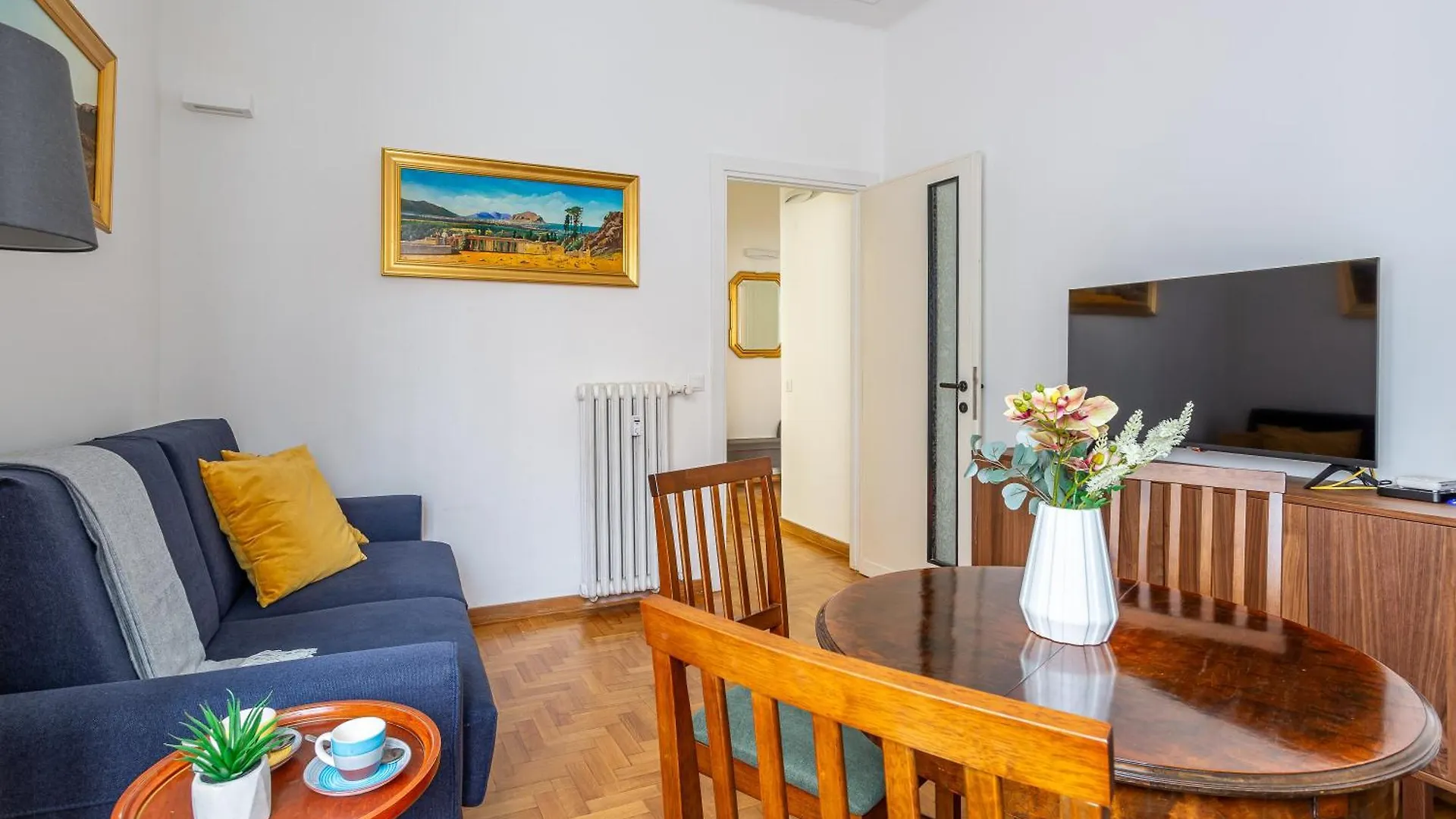 Iflat Colosseo Prestige Roma 0*,  Italia